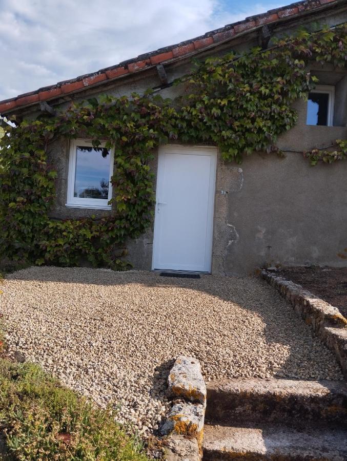 Maison Au Calme Avec Vue Etang Clesse  Kültér fotó